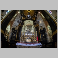 Bazylika archikatedralna św. Stanisława i św. Wacława w Krakowie, photo Catholic Church England and Wales, flickr,5.jpg